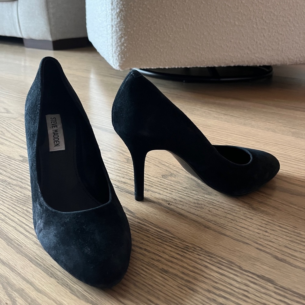 Steve Madden Suede Heels